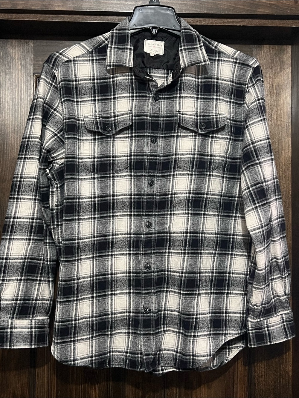 Field & Stream Black and White Plaid flannel shirt button up